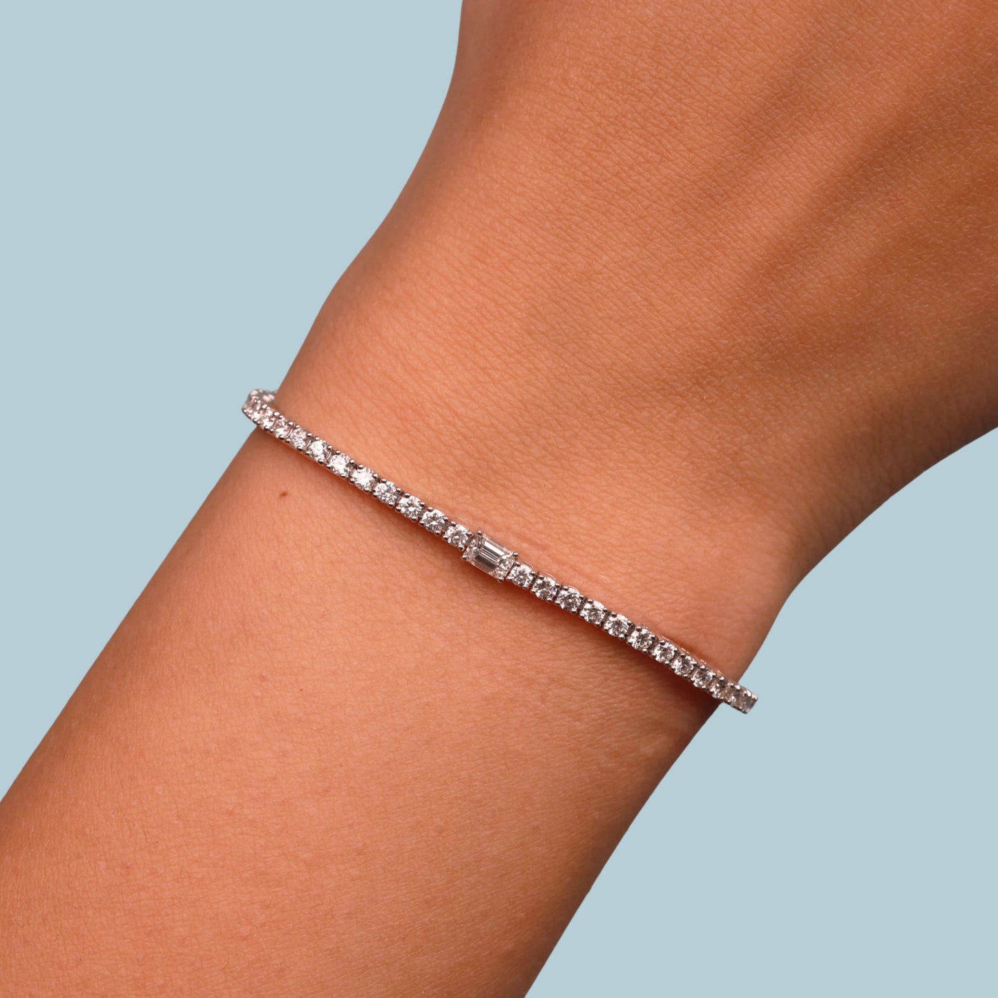 Tennis Bracelet with Emerald Cut Diamond