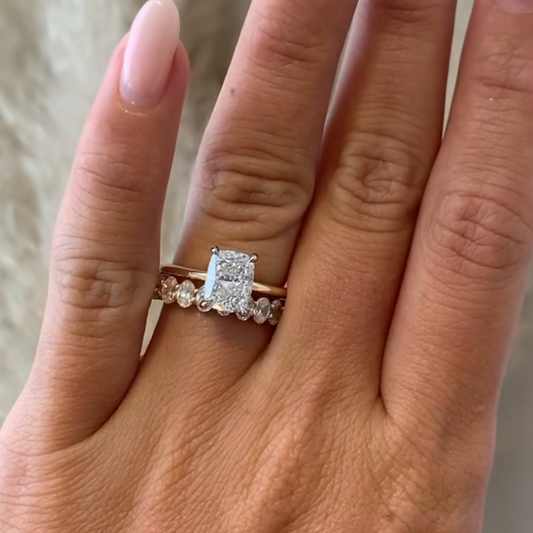 Wedding Band Pairings for Elongated Cushion Cut E-Rings