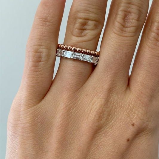 How Much to Budget for Wedding Bands