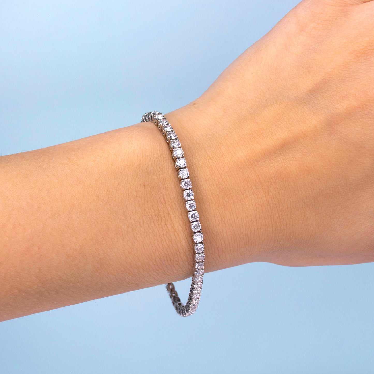 Platinum 5.80ctw Diamond Tennis Bracelet