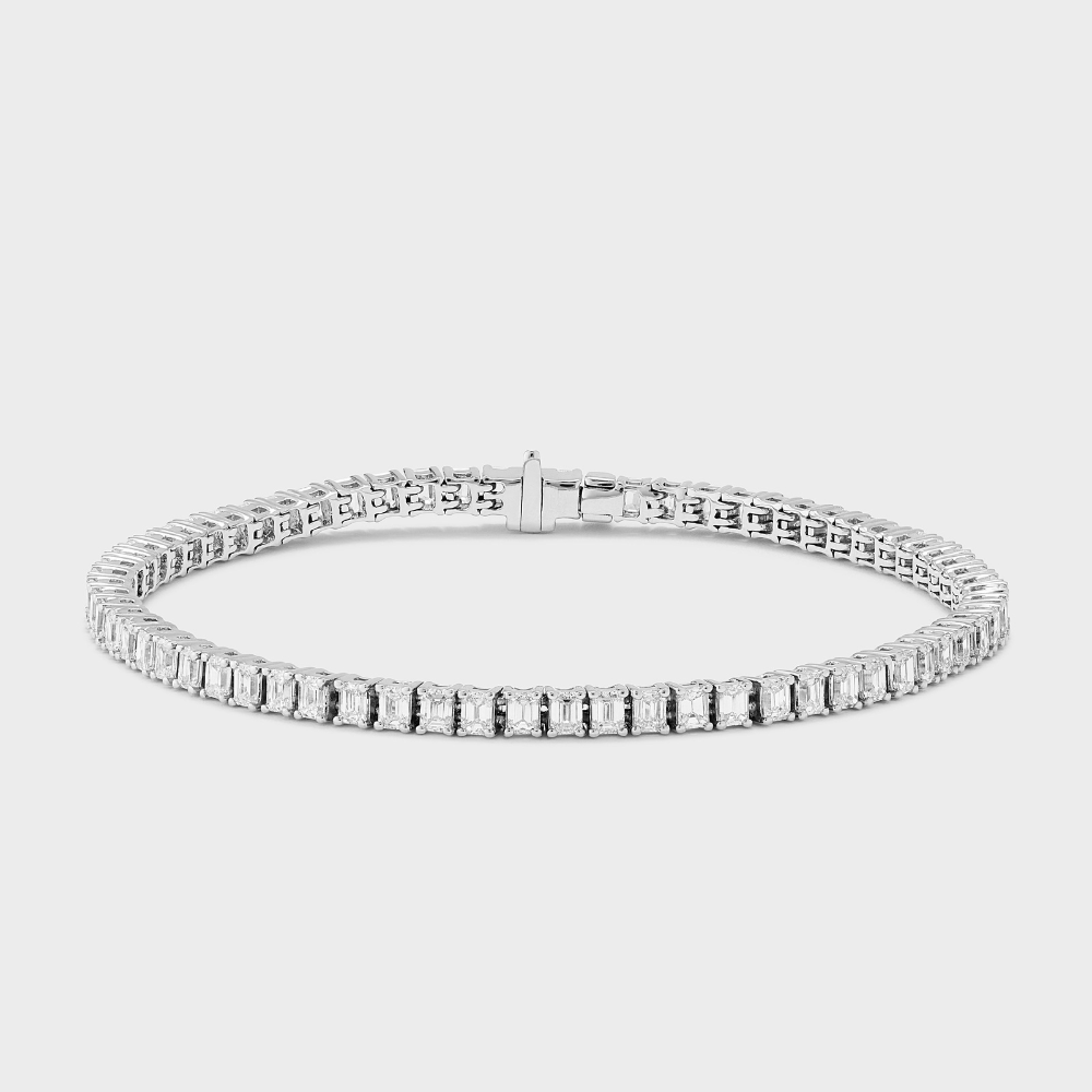 Shop Thick square tennis bracelet green silver from Izabel Display at  Seezona | Seezona