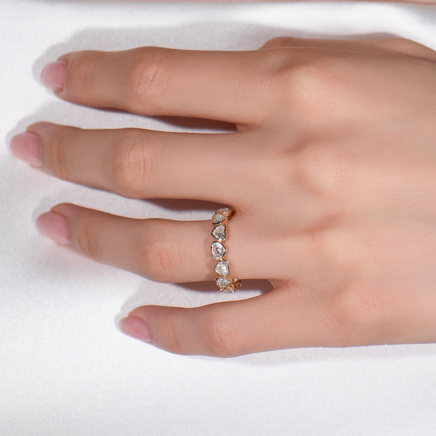 Bezel Set Heart Band