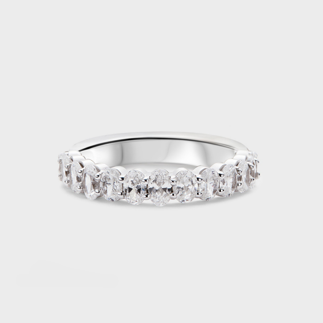 Defined Oval Diamond Band
