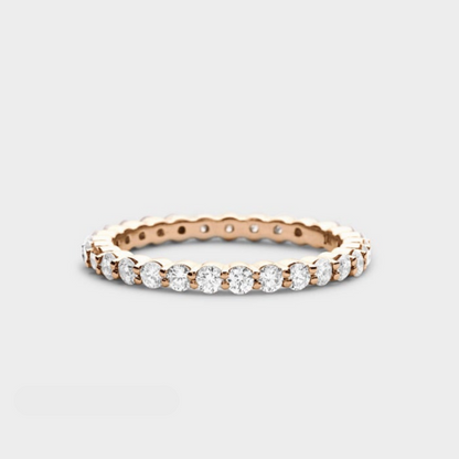 Defined Round Diamond Band
