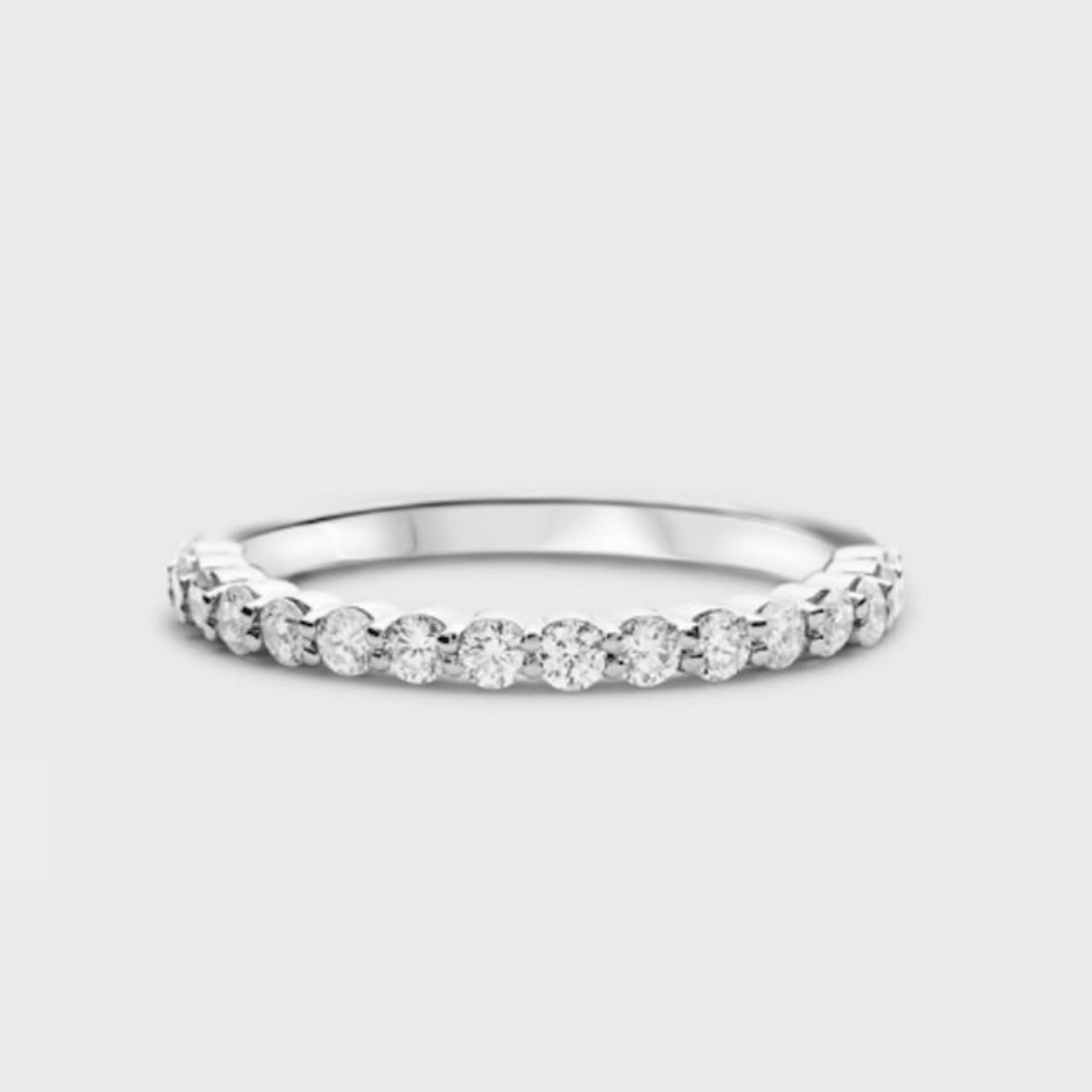 Defined Round Diamond Band