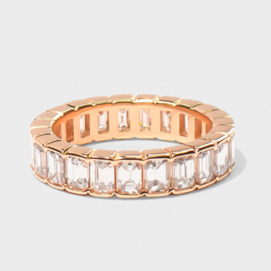 Half Bezel Emerald Cut Band