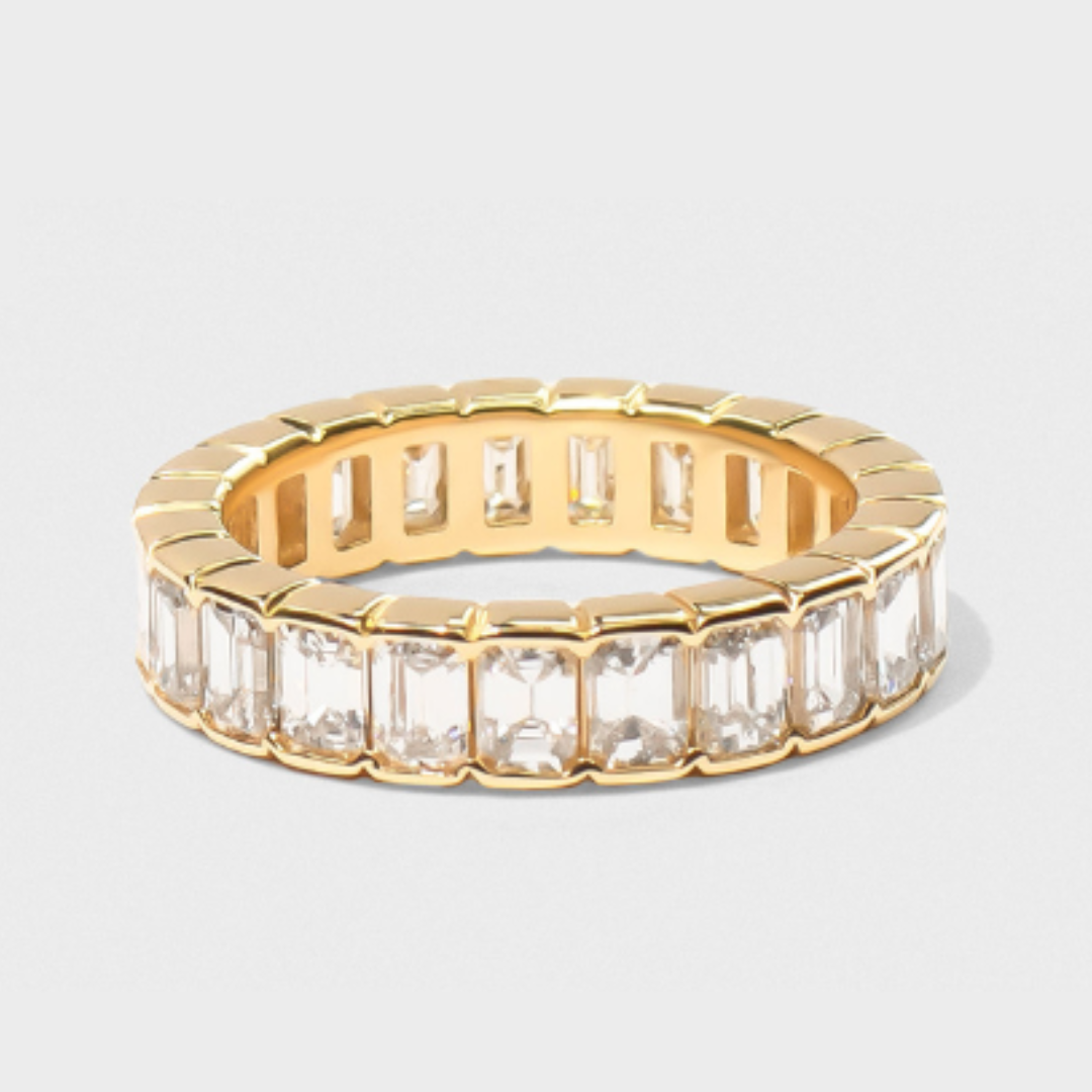 Half Bezel Emerald Cut Band