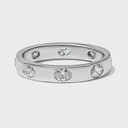 Bold Inlay Oval Diamond Band