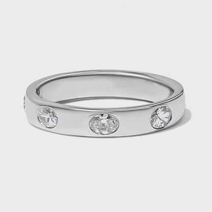 Bold Inlay Oval Diamond Band