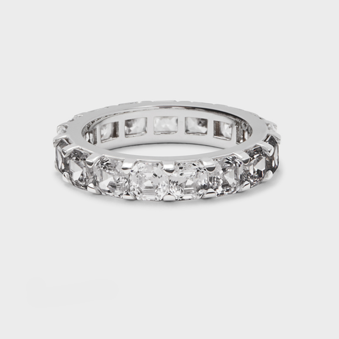 Low Luxe Asscher Cut Band