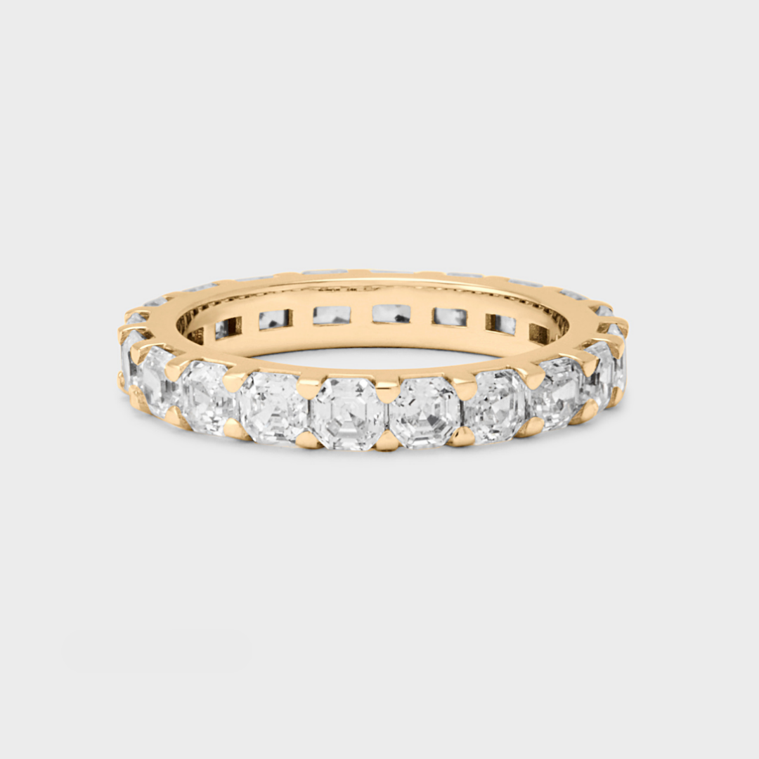 Low Luxe Asscher Cut Band