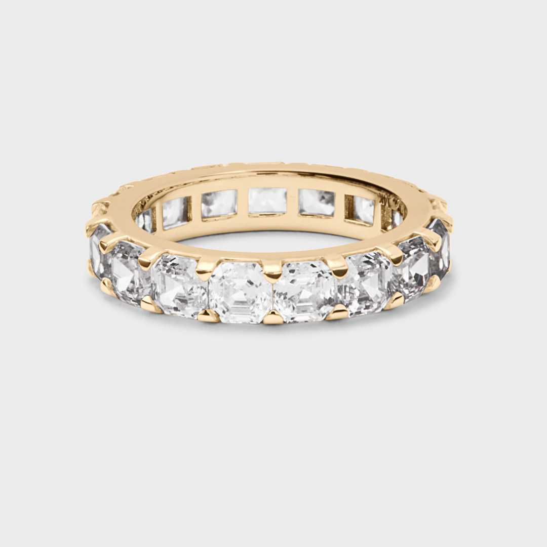 Low Luxe Asscher Cut Band