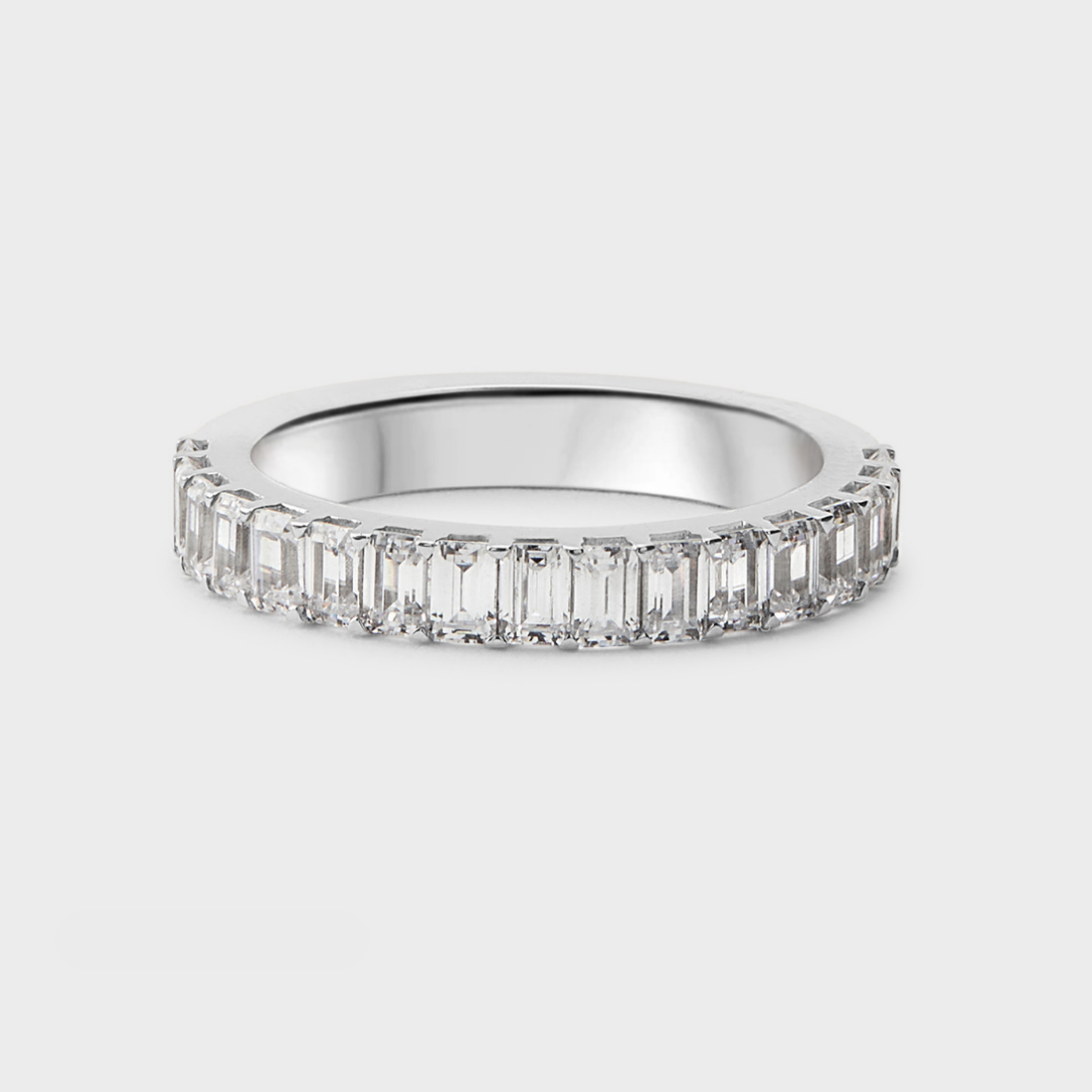 Low Luxe Emerald Cut Band