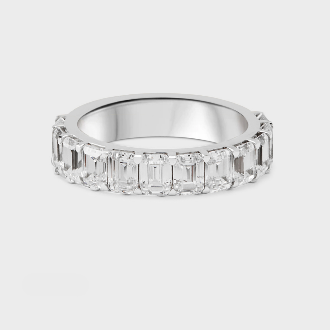 Low Luxe Emerald Cut Band