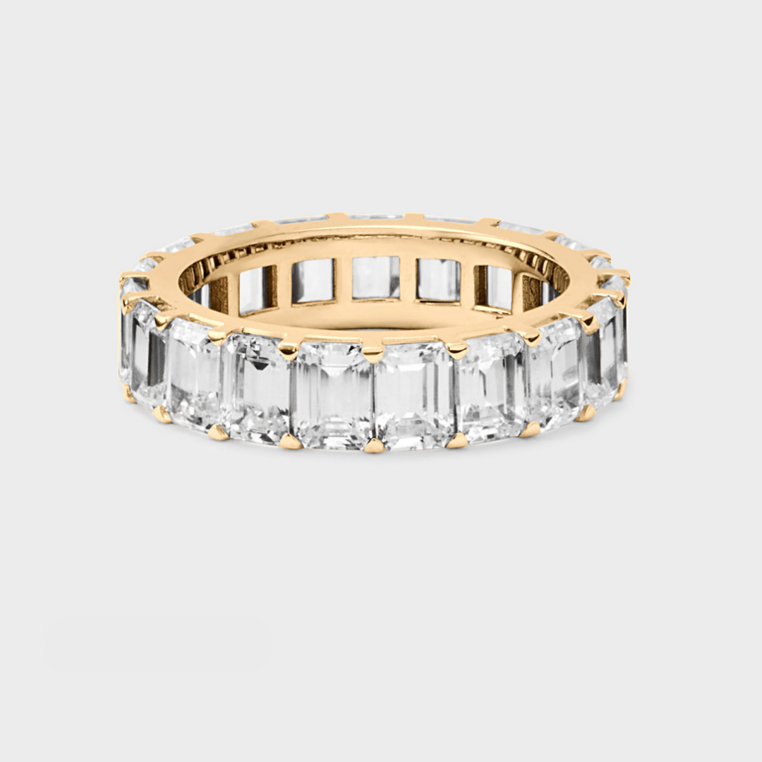 Low Luxe Emerald Cut Band