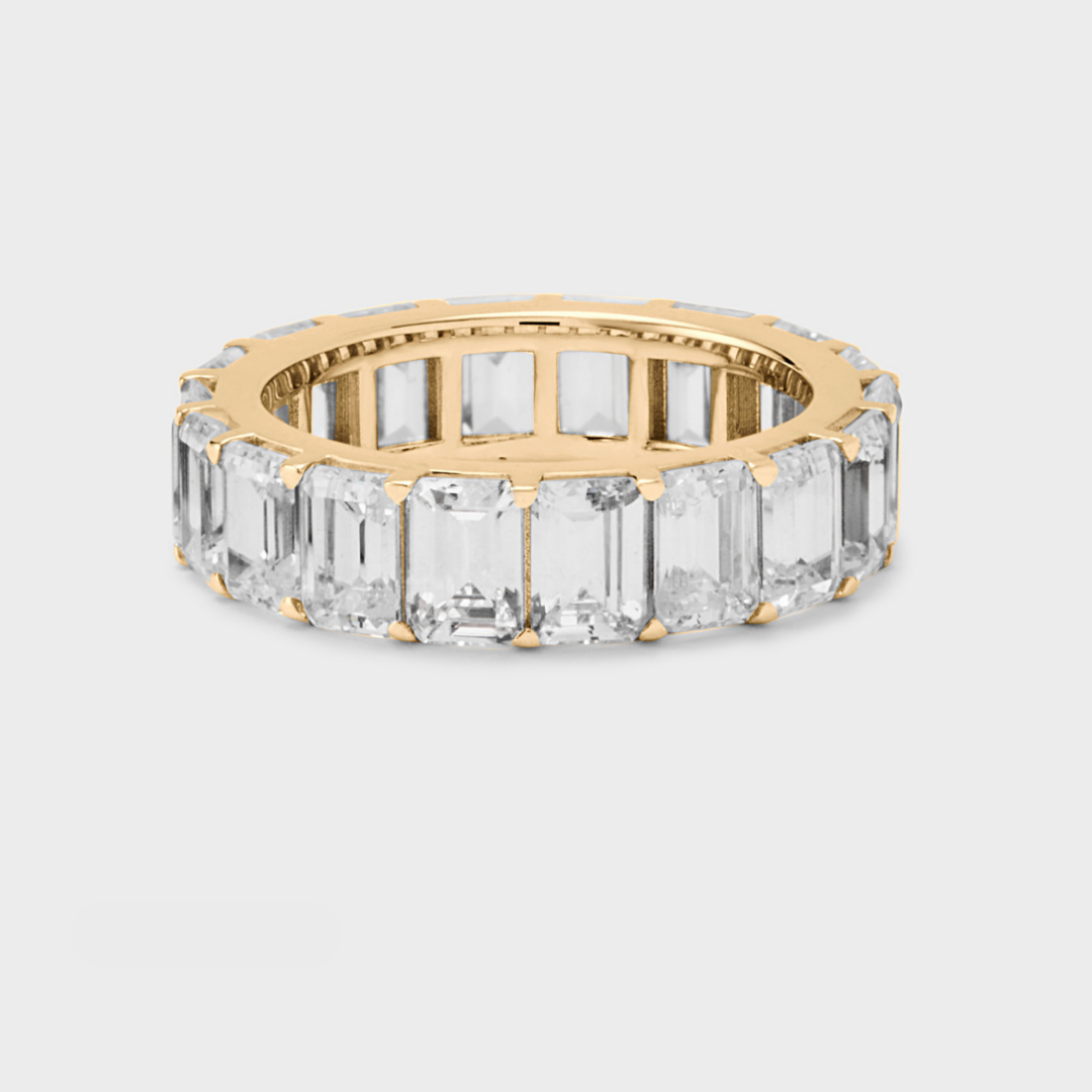 Low Luxe Emerald Cut Band