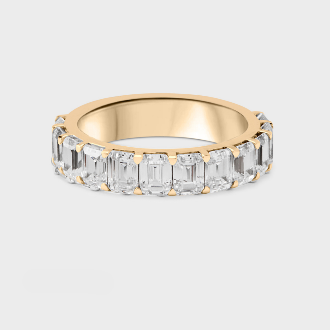 Low Luxe Emerald Cut Band
