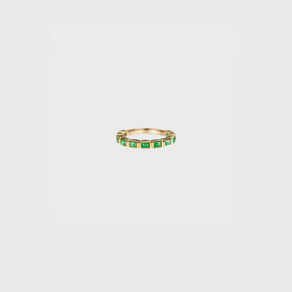 Bezel Set Emerald Gemstone Baguette Band