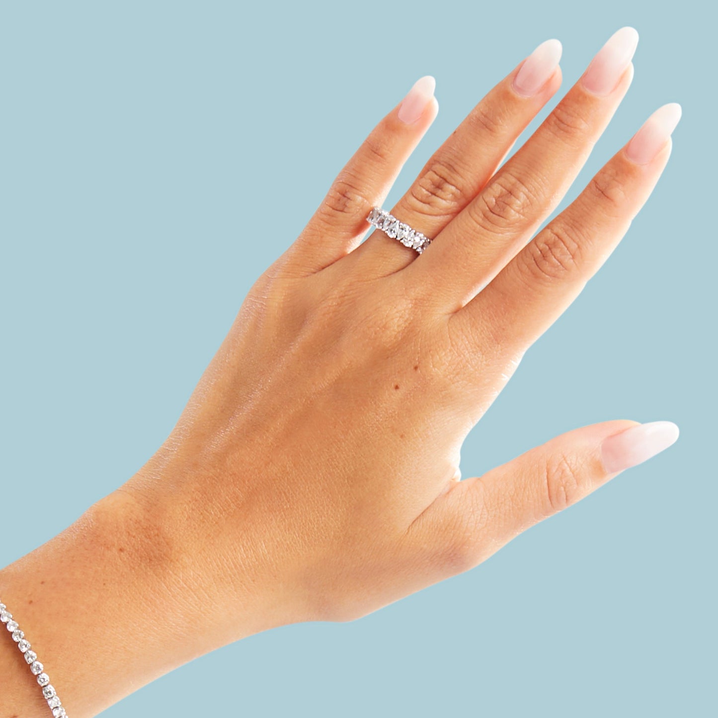Pear Shape Diamond Band