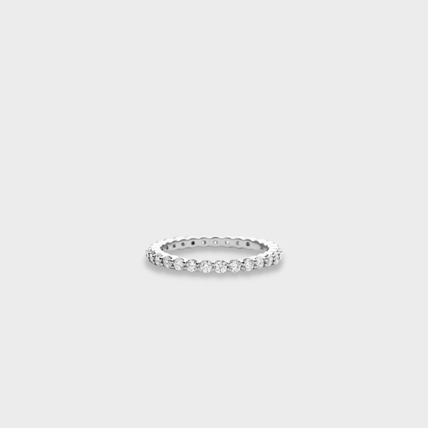 Defined Round Diamond Band