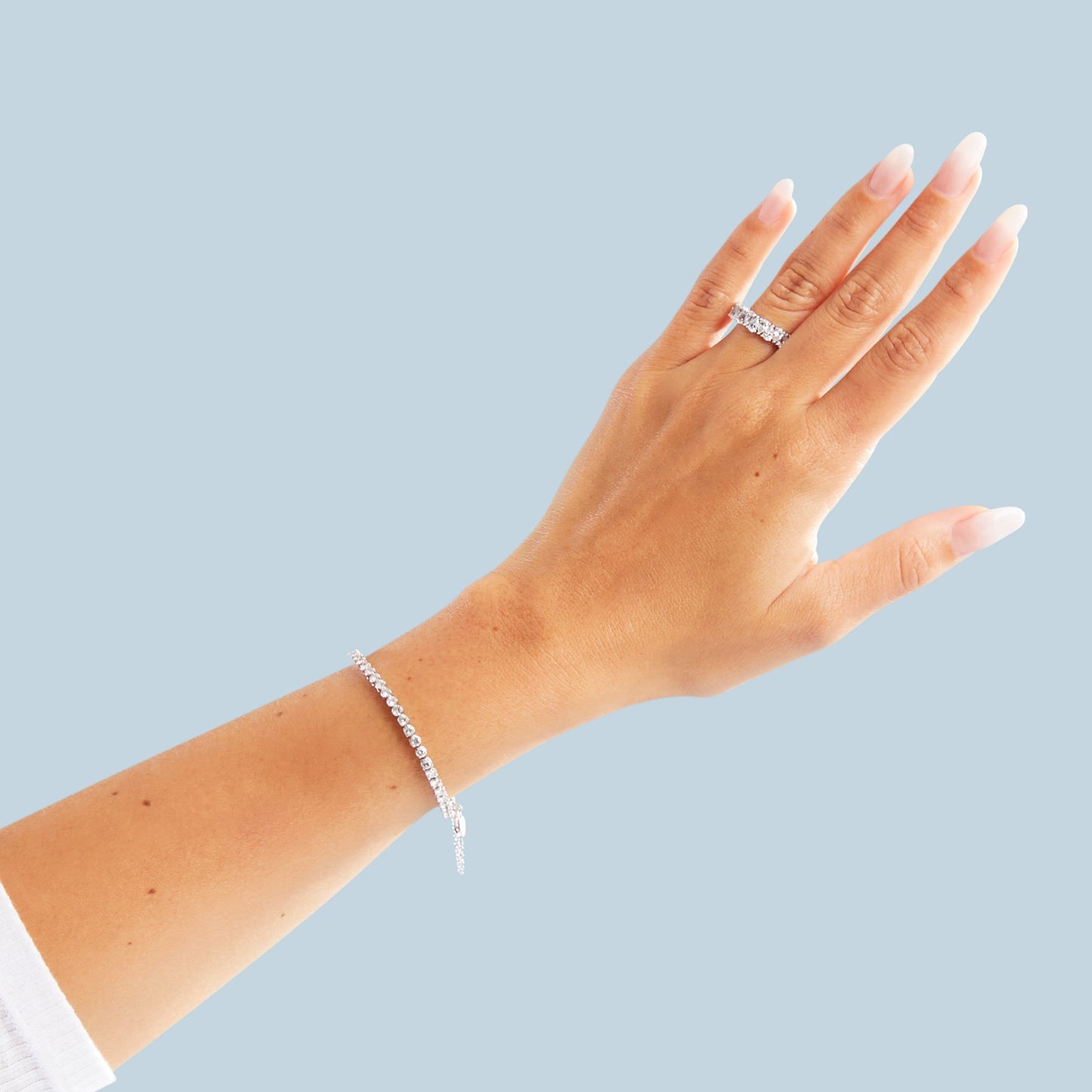 Pear Shape Diamond Band