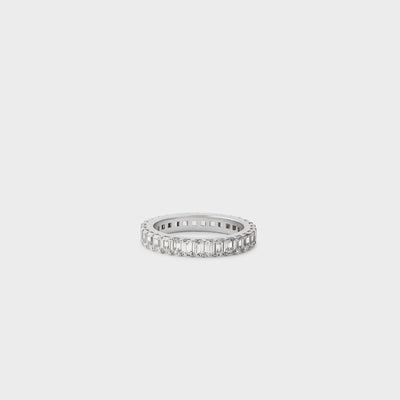 Low Luxe Emerald Cut Band